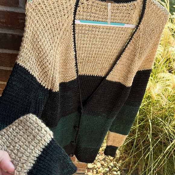 FREE PEOPLE Ladies L Chunky Knit Colorblock Lake Tahoe Cardigan Sweater - Picture 6 of 9